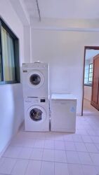 Gold Coast Condo (D5), Condominium #560549361